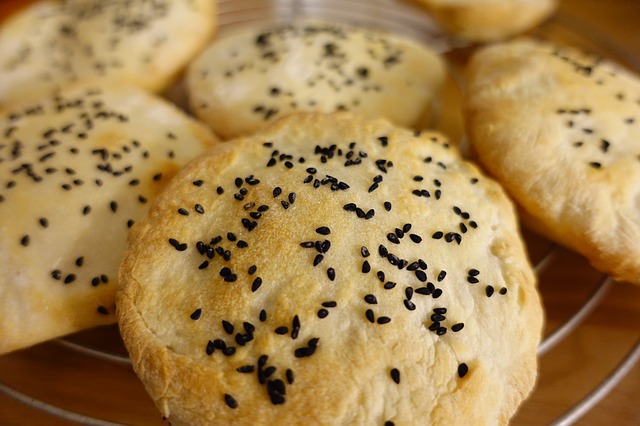 Makronährstoffe und ihre Funktion im Körper flat bread 2895518 640