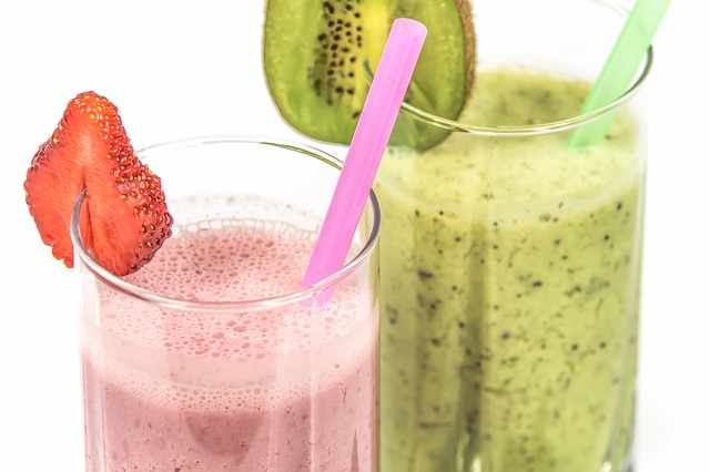 Trends und Faktenchecks fruit smoothie 1448975 640